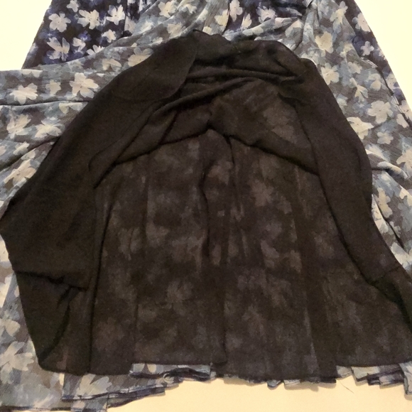 Monique Lhuillier Melanie Dress In Black floral chiffon A-line Size 12 - Picture 4 of 13